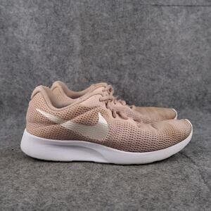Nike Shoes Womens 8.5 Athletic Trainer Casual Tanjun Lifestyle Sneaker Comfort